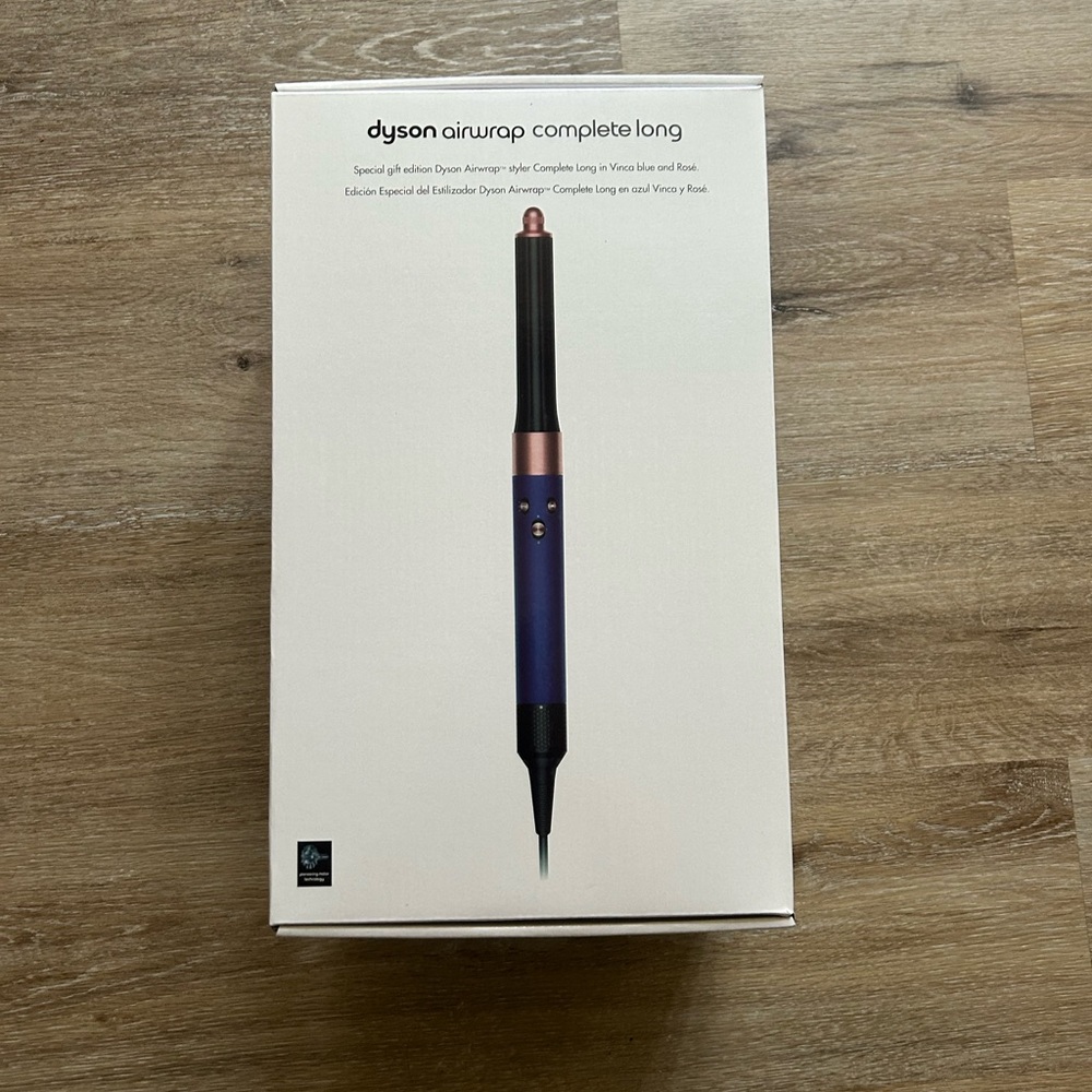 Brand new Dyson Airwrap Complete Long - Purple